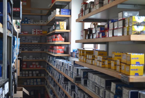 Sklep i hurtownia motoryzacyjna Autostrefa