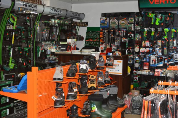 Sklep i hurtownia motoryzacyjna Autostrefa